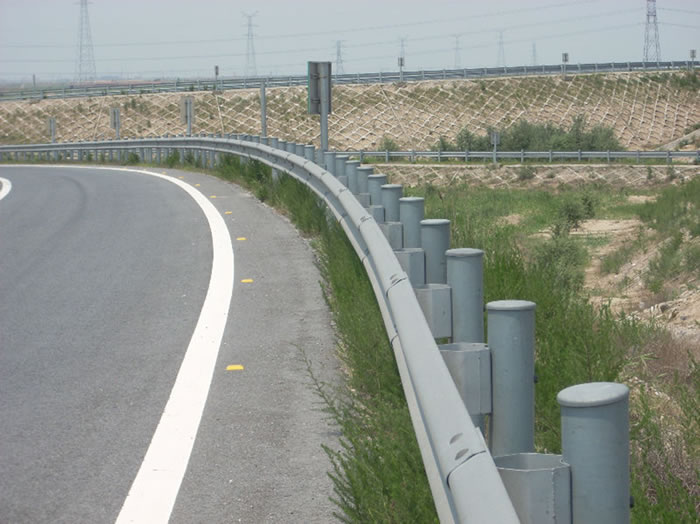 Guardrail element and steel post trailing terminal