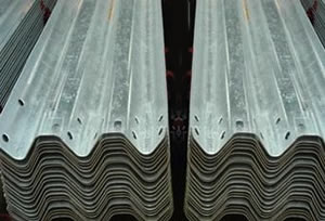 Hot Dipped Galvanized Thrie Or Three Beam Highway Barriers